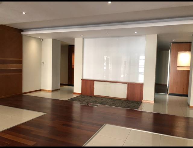 621M² OFFICE TO LET IN WIERDA VALLEY